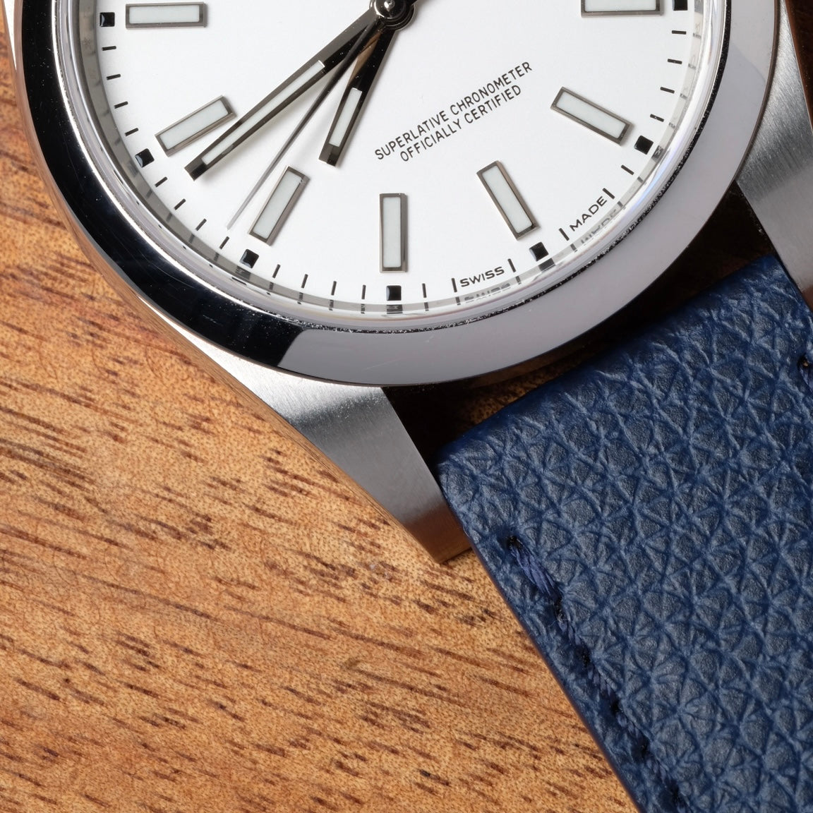 Closer look of the Italian Epsom Leather watch strapby RSM in Navy Blue