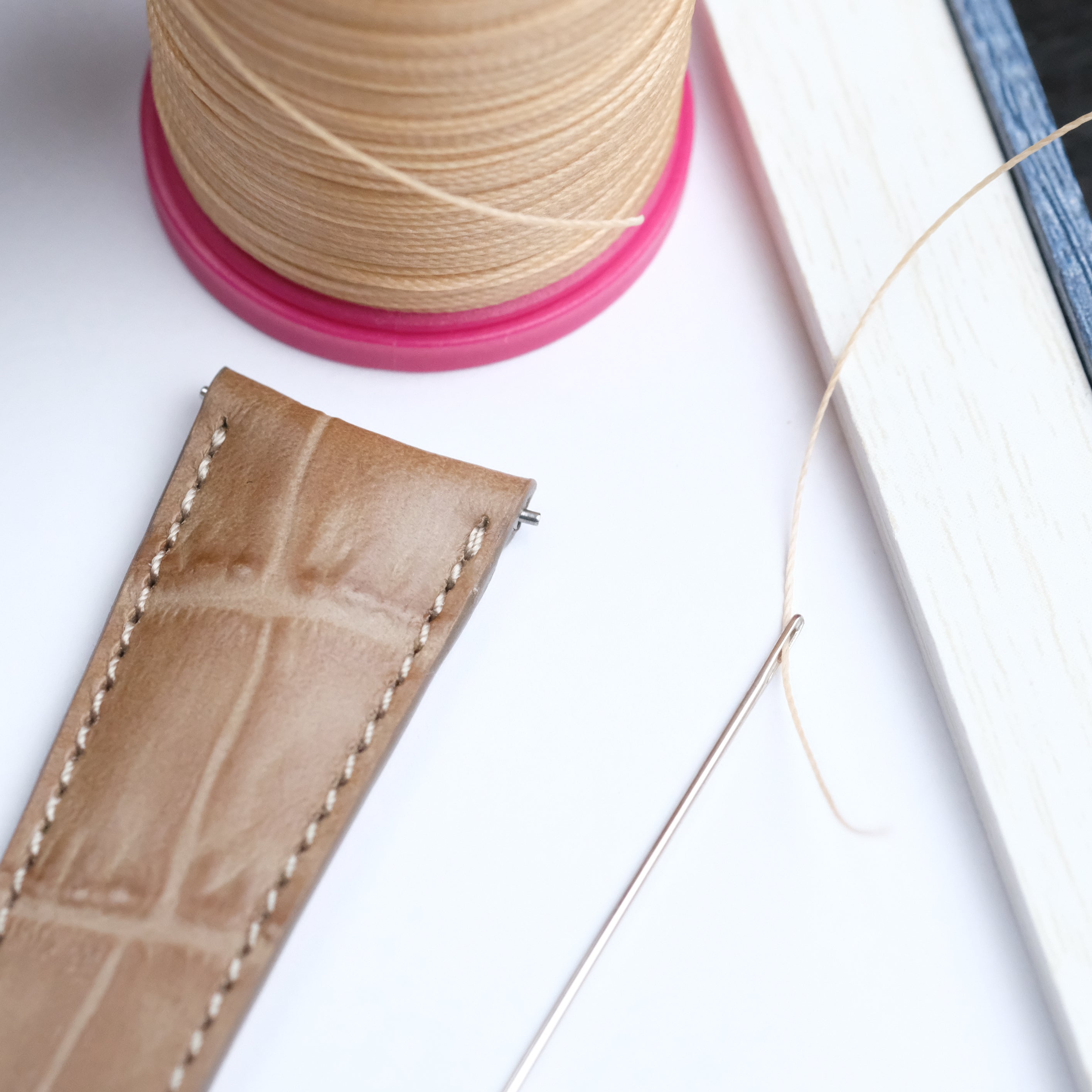 Alligator-Taupe-Stitch.jpg
